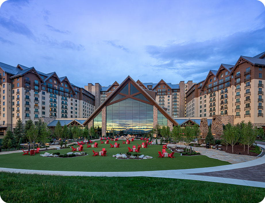 Gaylord Rockies Hotel Lawn