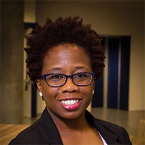 Photo of Carissa Brown, Real Estate Writer