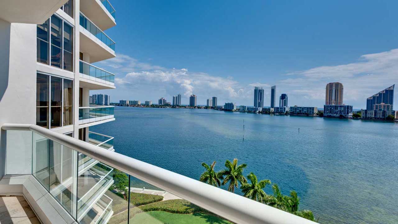 Key Insight #2: Strengthen Your Core in Ailing Coastal & Downtown Assets