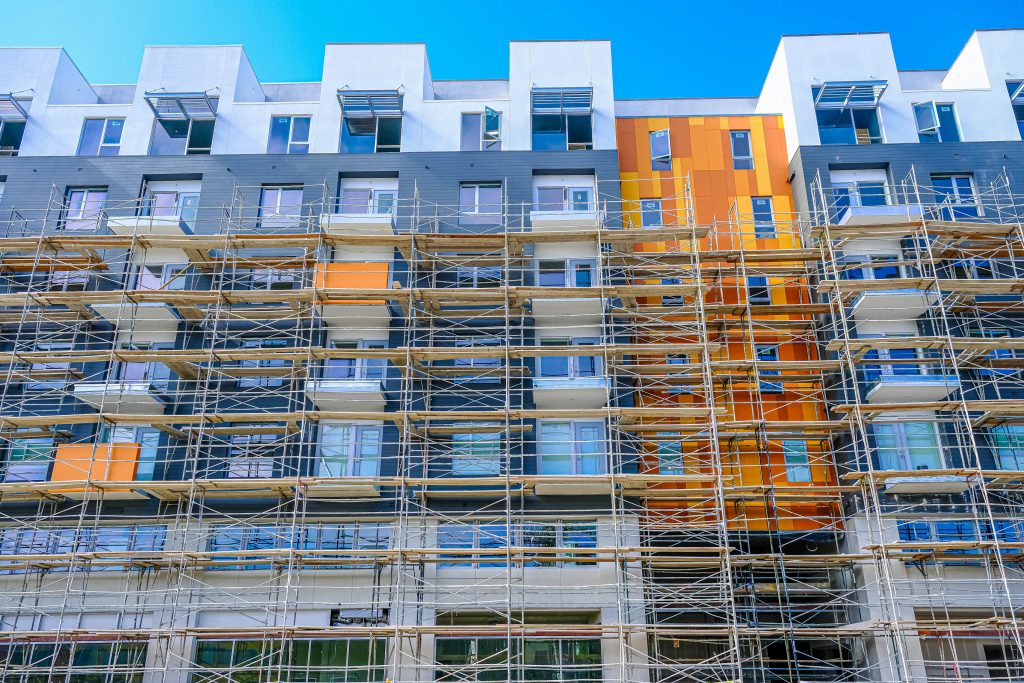 2022 Will Be a Record Year for Apartment Construction